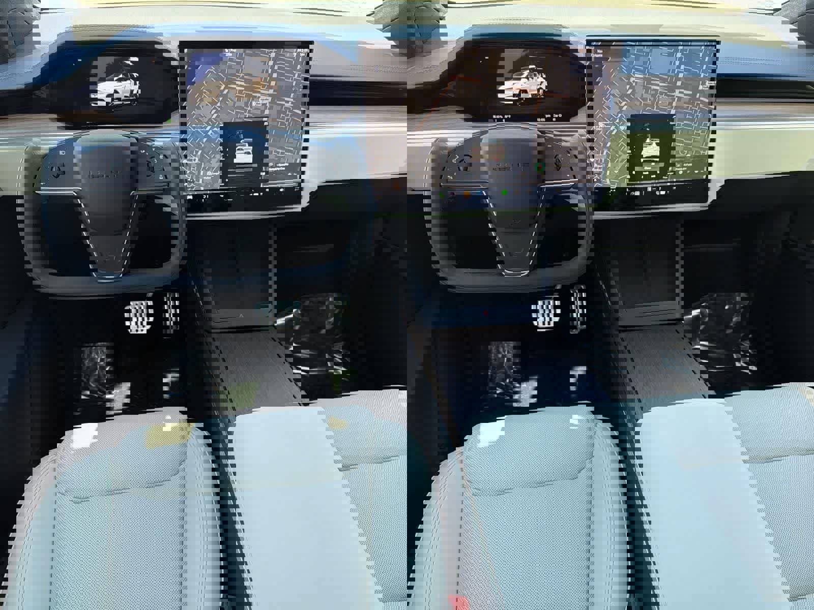 Used 2024 Tesla Model X image 11