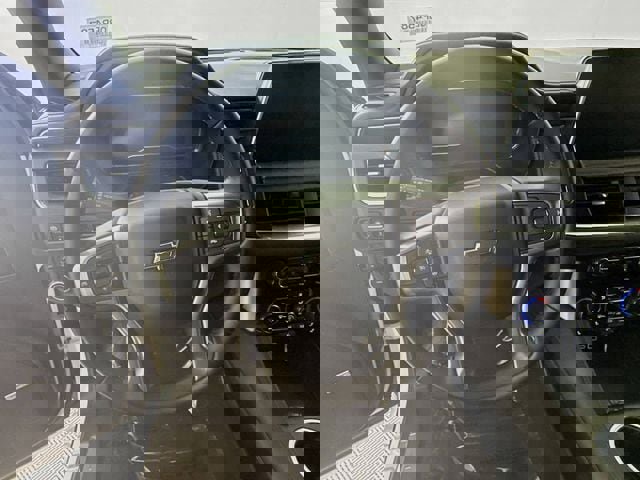 Used 2024 Chevrolet Suburban Z71 w/ Luxury Package image 12