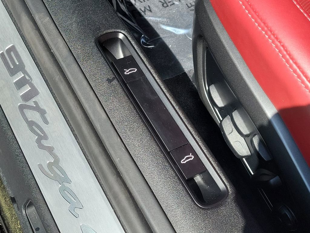 Certified 2022 Porsche 911 Targa 4S image 27