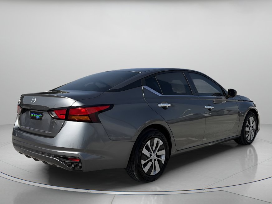 Used 2021 Nissan Altima 2.5 S FWD image 3