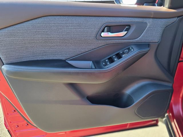 Used 2023 Nissan Rogue SV FWD image 20