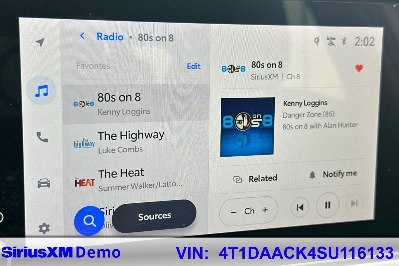 Used 2025 Toyota Camry LE image 33