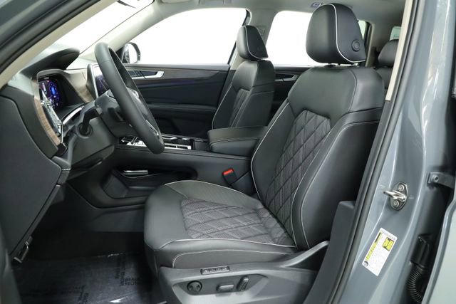 New 2025 Volkswagen Atlas SEL Premium R-Line image 34