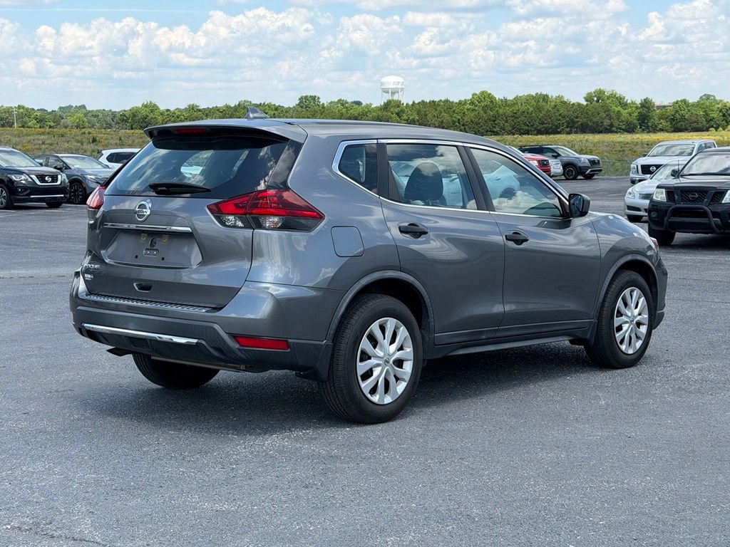 Used 2018 Nissan Rogue S FWD image 5