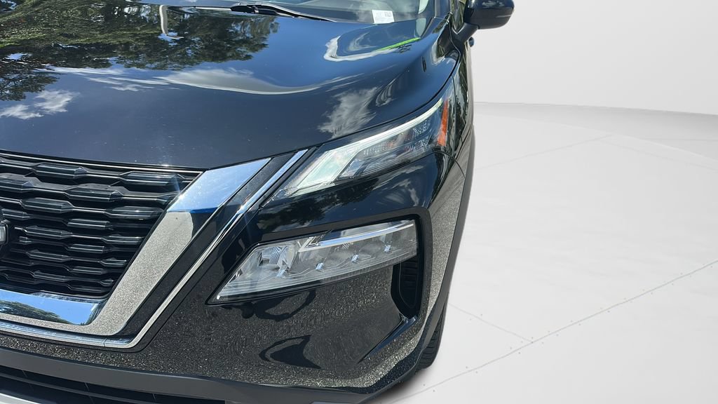 Used 2023 Nissan Rogue SV FWD image 31