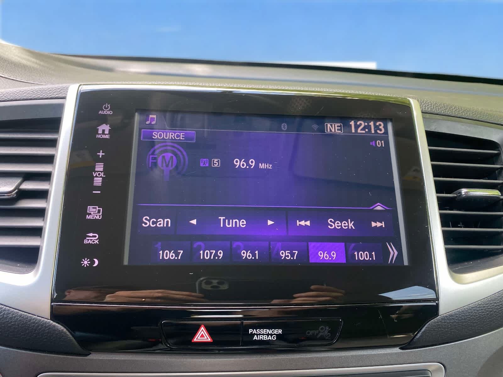 Used 2017 Honda Pilot EX image 16