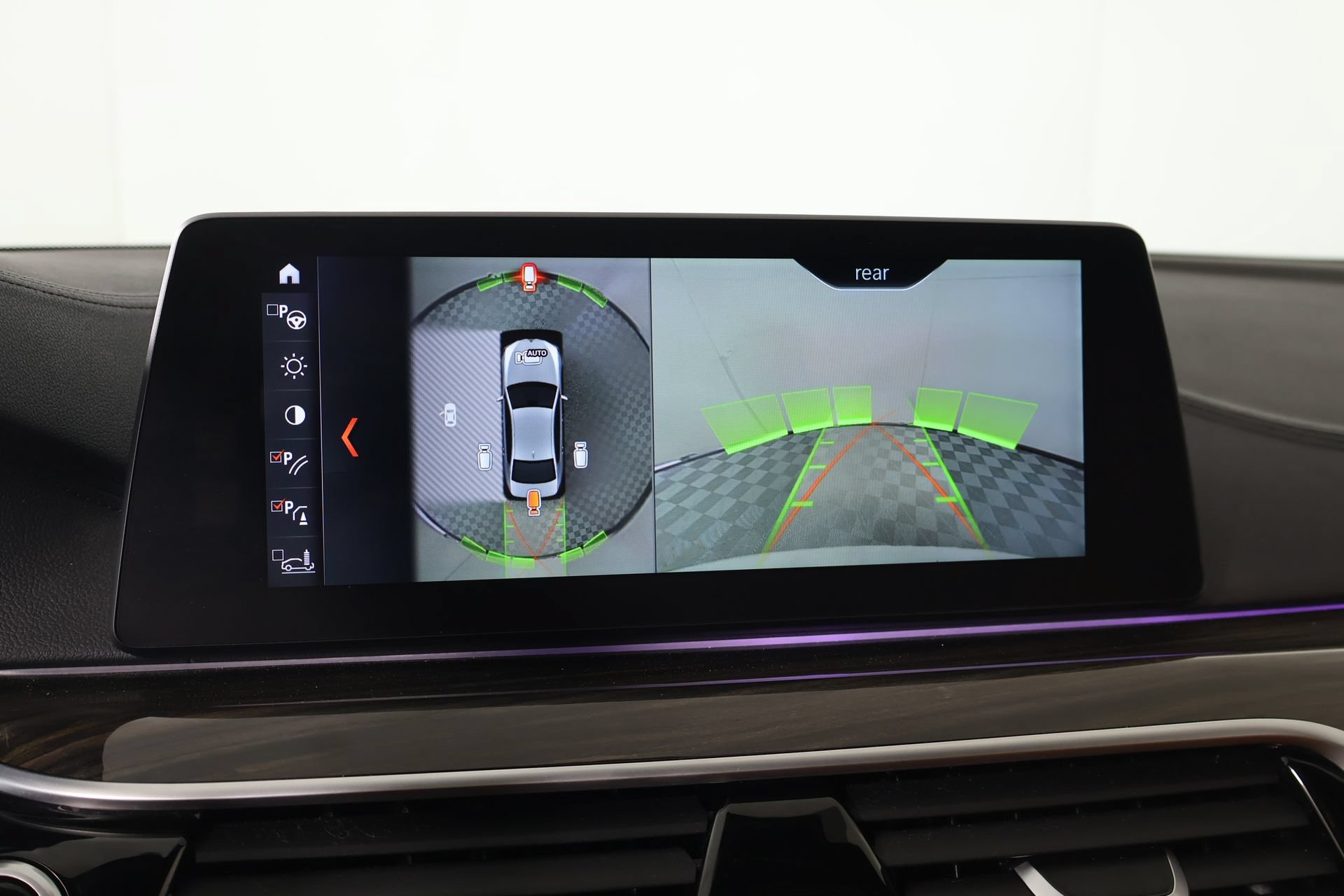 Used 2018 BMW 540i xDrive AWD/4WD image 6