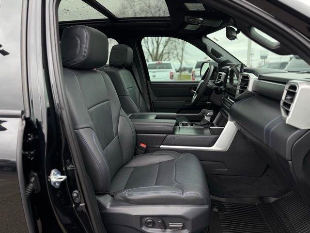 Used 2025 Toyota Tundra Platinum AWD/4WD image 26