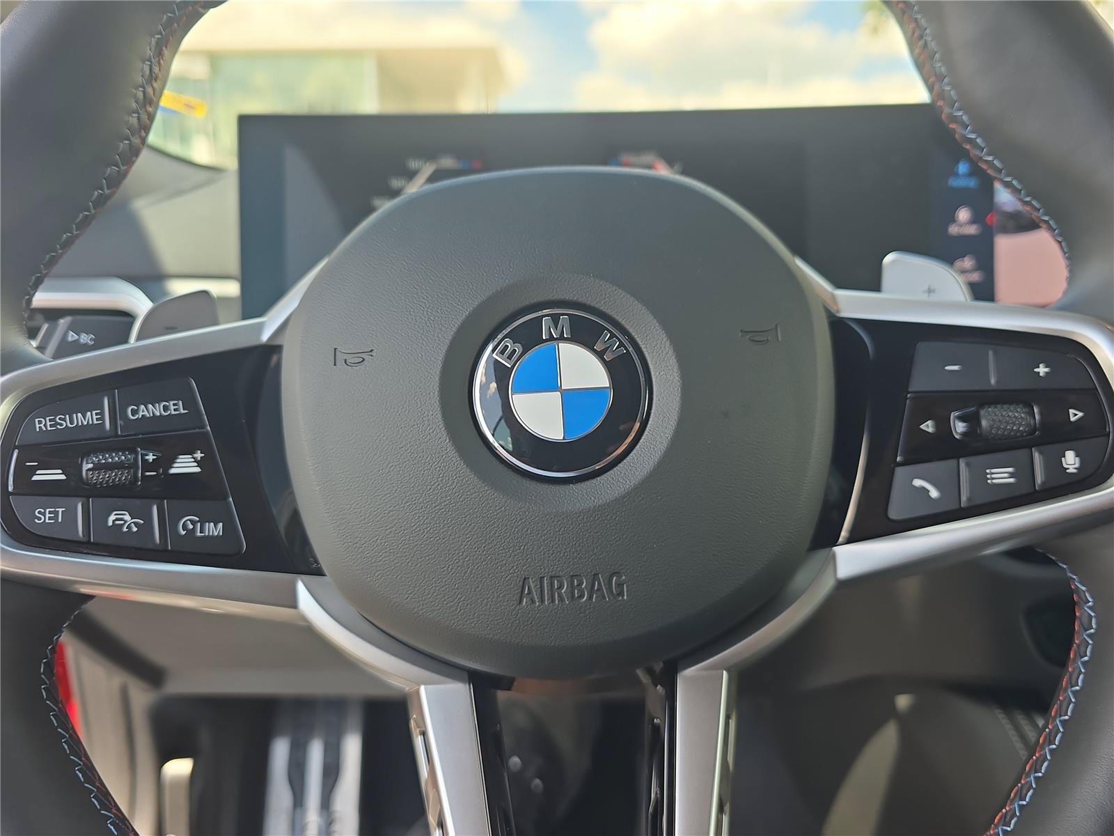 Used 2026 BMW M440i Convertible RWD image 17