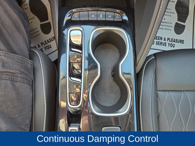 Used 2022 Buick Envision Avenir w/ Technology Package II FWD image 31