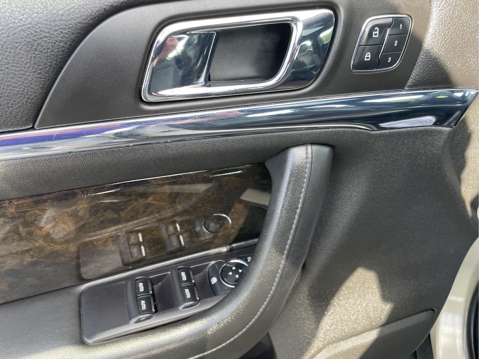 Used 2016 Lincoln MKS AWD w/ Equipment Group 101A image 17