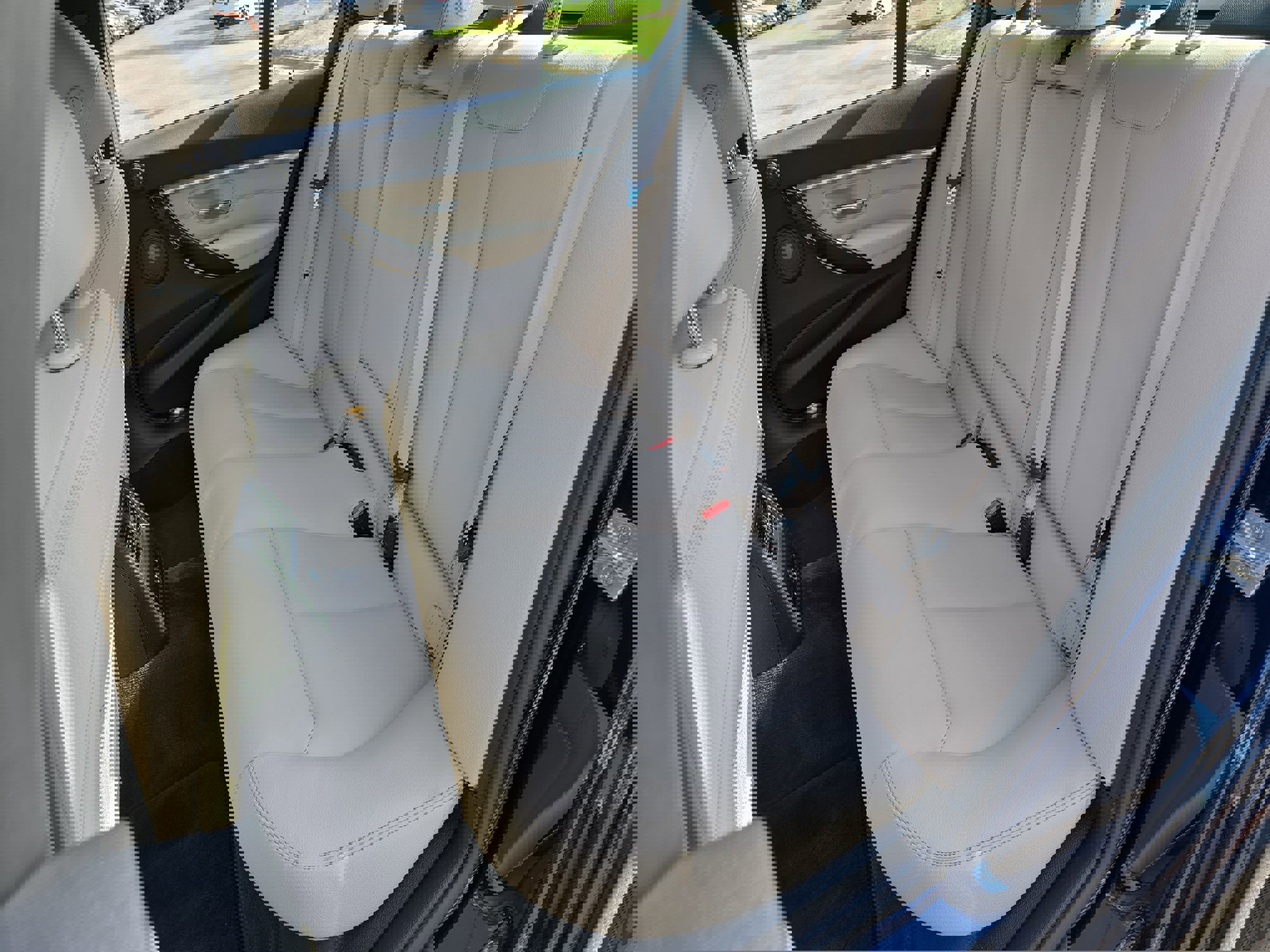 Used 2016 BMW 340i xDrive Sedan image 13