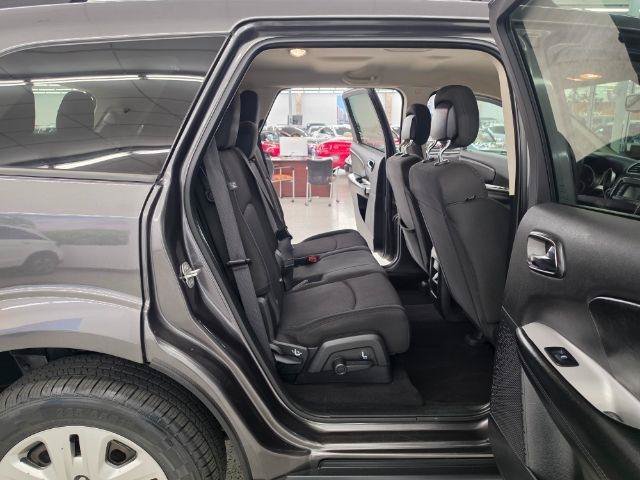 Used 2020 Dodge Journey SE FWD image 11
