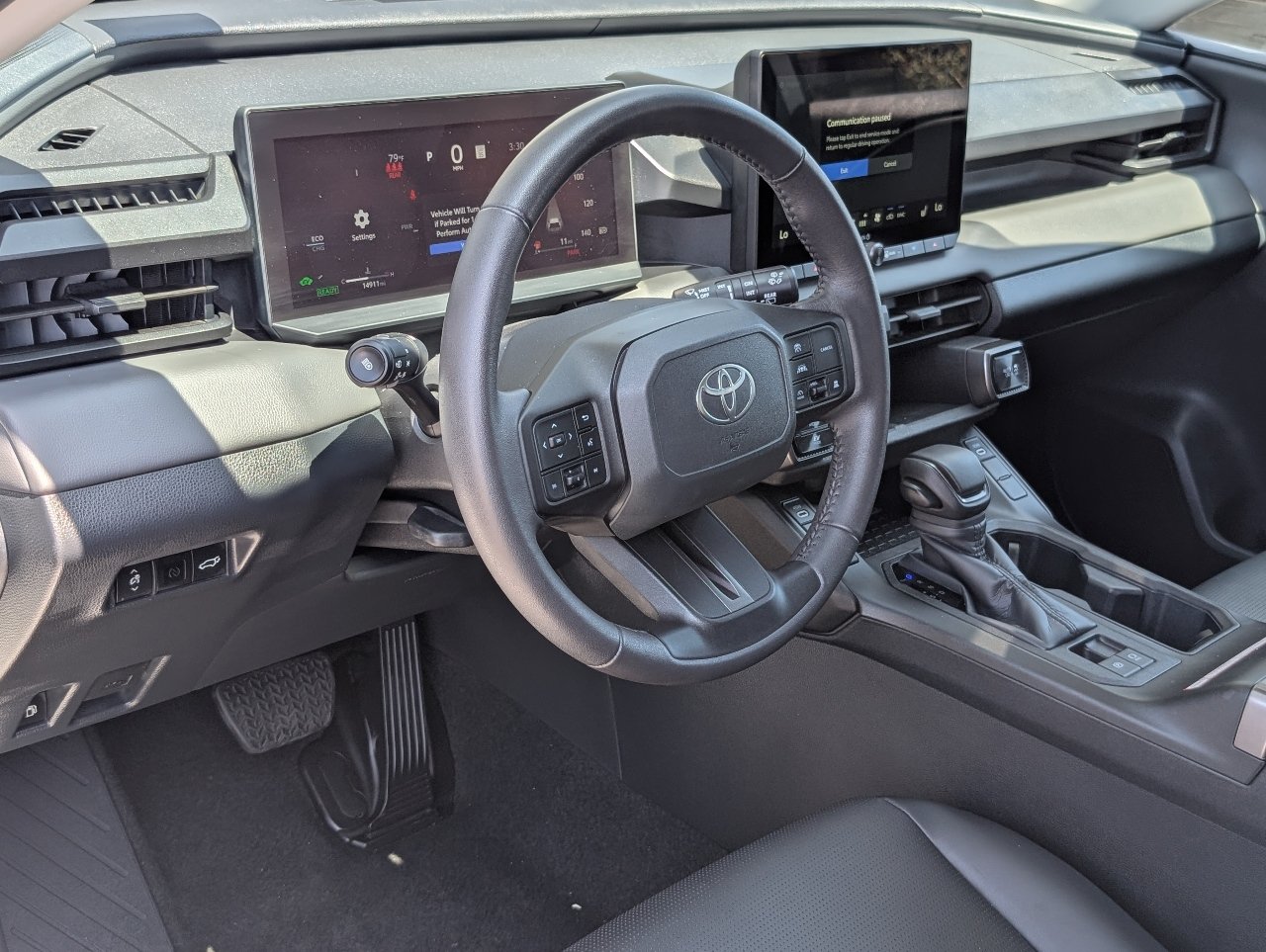 Used 2026 Toyota RAV4 XLE Premium FWD image 14