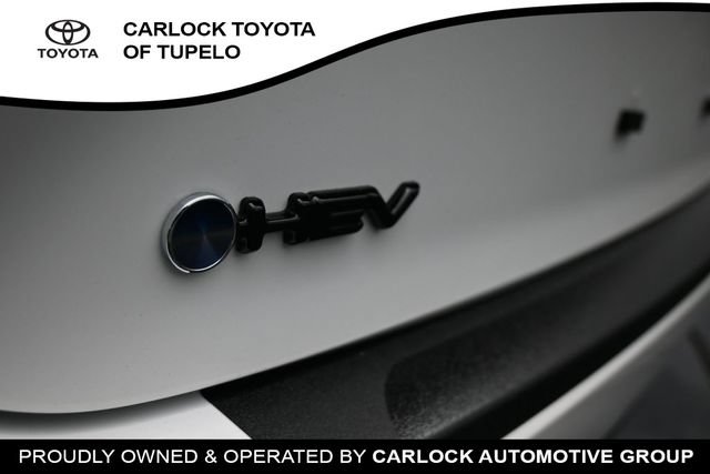 New 2026 Toyota Camry Hybrid FWD image 13