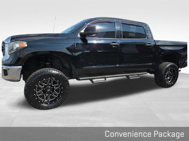 Used 2019 Toyota Tundra SR5 w/ Convenience Package AWD/4WD image 11