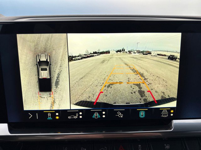 Used 2024 Chevrolet Silverado 3500 LTZ w/ LTZ Convenience Package RWD image 22