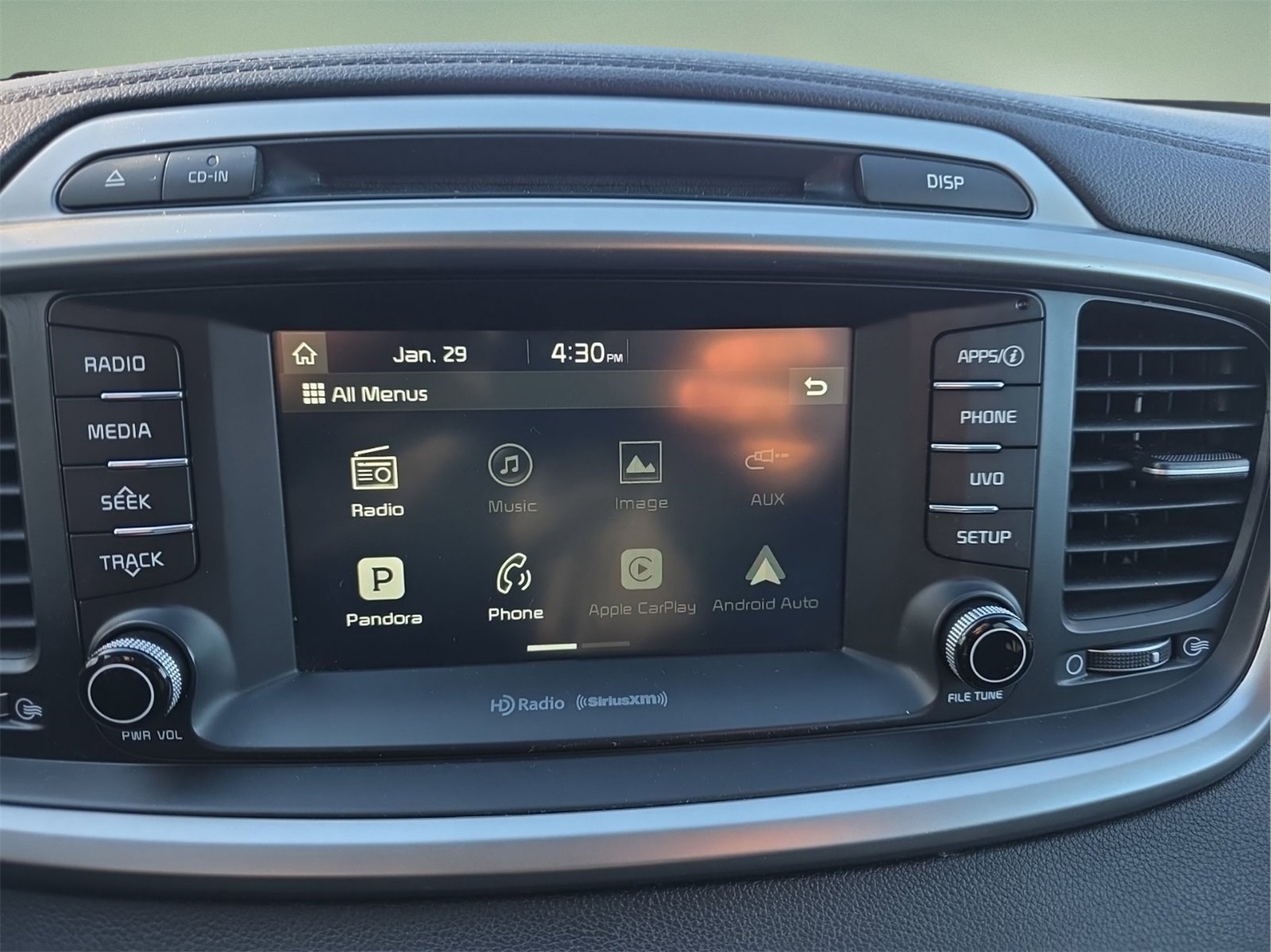 Used 2017 Kia Sorento LX w/ LX Convenience Package image 22