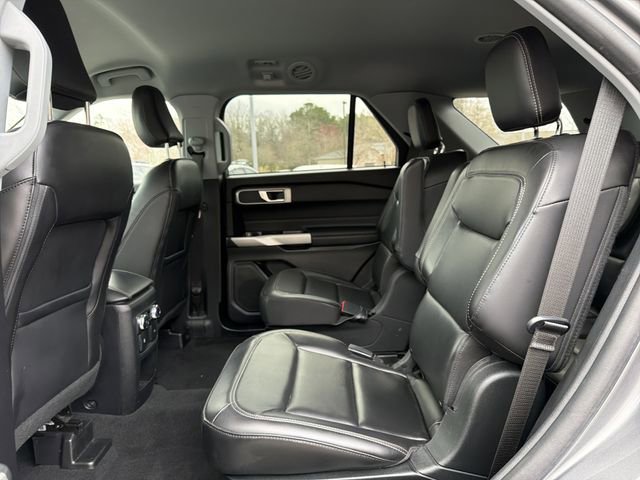 Used 2021 Ford Explorer XLT w/ Equipment Group 202A image 14