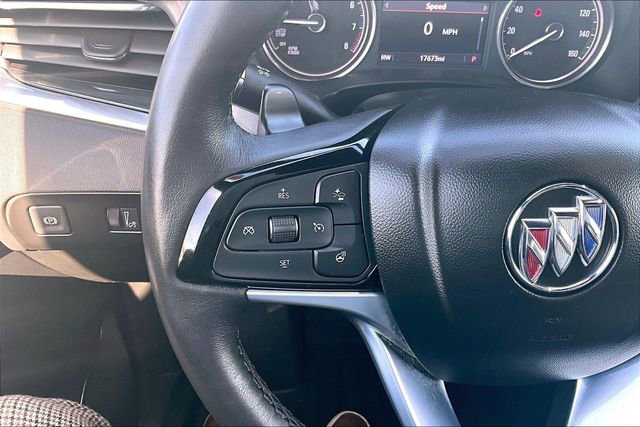 Used 2023 Buick Enclave Essence w/ Experience Buick Package image 19