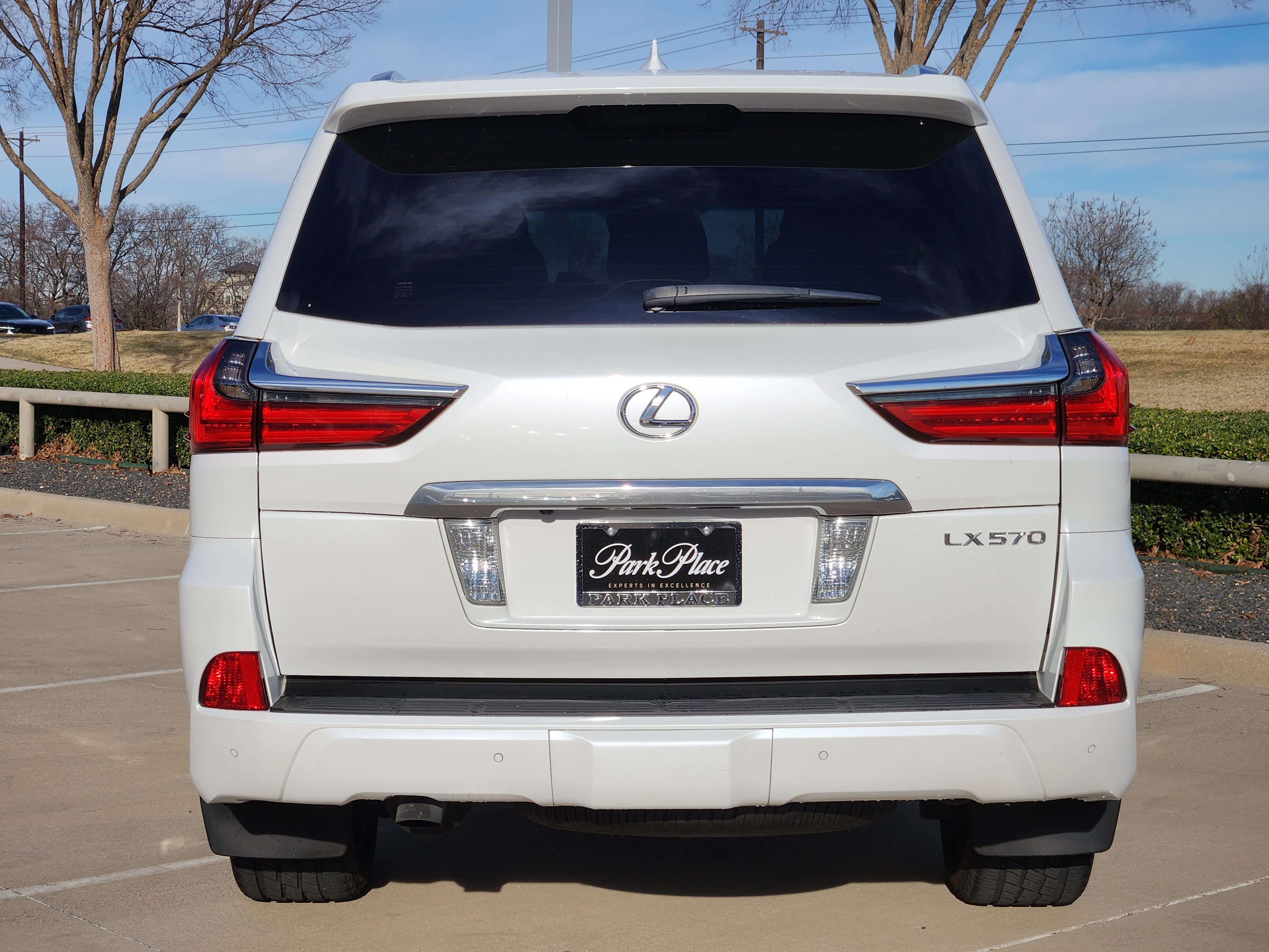Used 2016 Lexus LX 570 4WD image 12