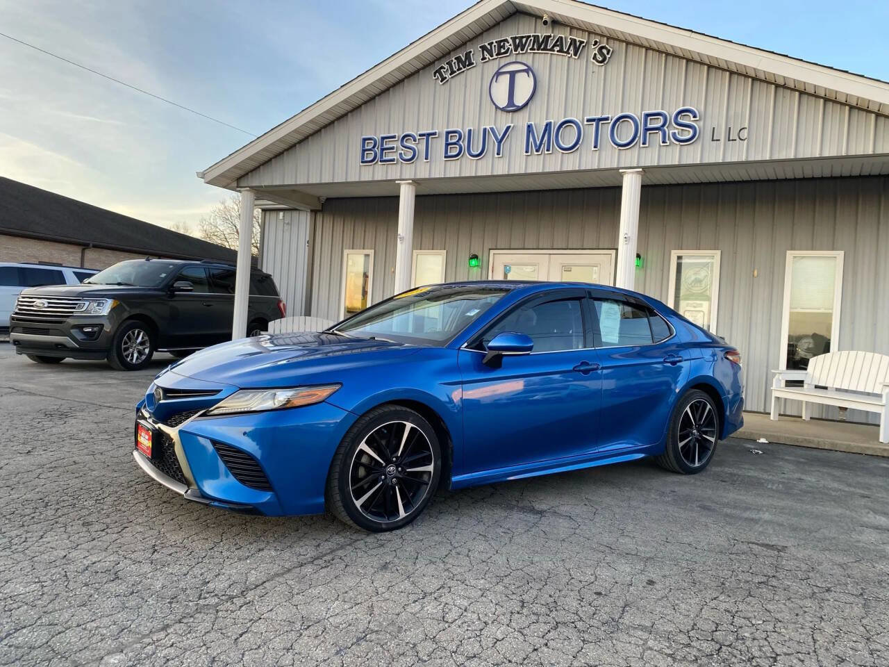 Used 2018 Toyota Camry XSE FWD image 26
