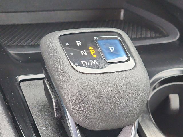 Used 2022 Nissan Rogue SV image 14