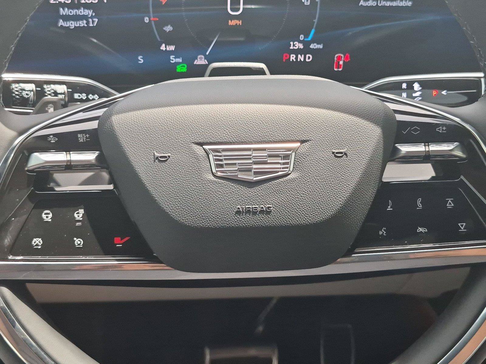 New 2027 Cadillac Vistiq Sport w/ LPO, Floor Liner Package AWD/4WD image 17