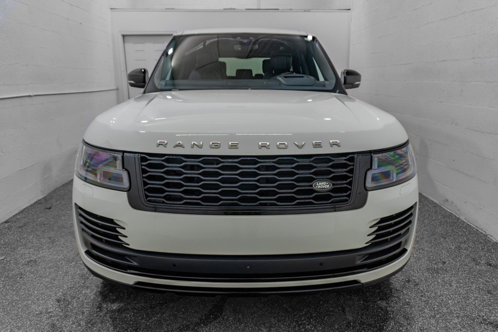 Used 2021 Land Rover Range Rover Autobiography Fifty Edition image 3