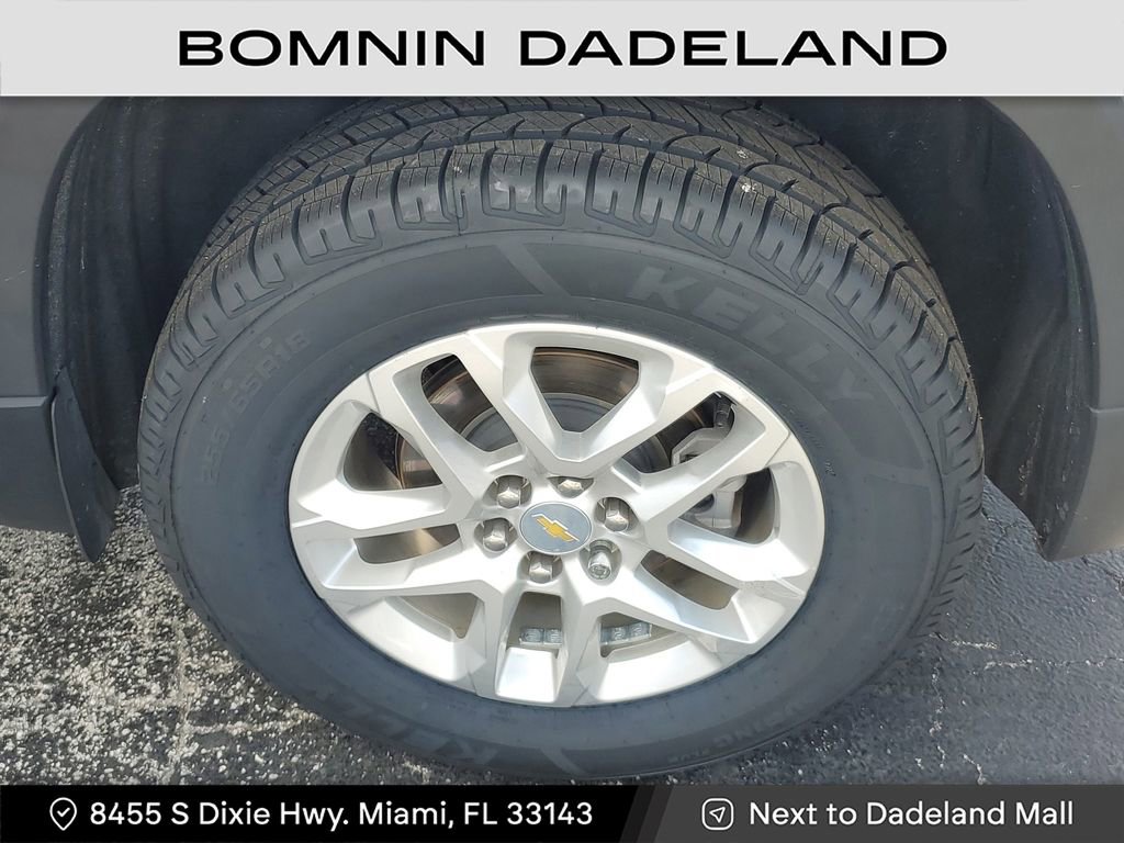 Used 2022 Chevrolet Traverse LS image 5