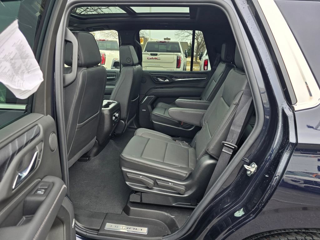 Certified 2023 GMC Yukon Denali image 26