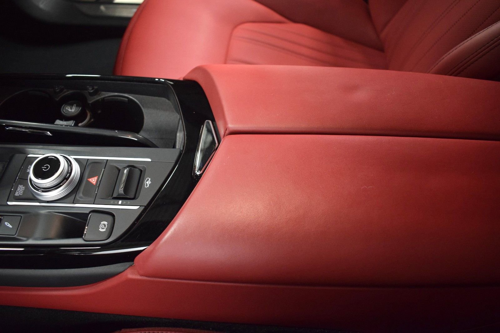 Used 2022 Maserati Levante Modena image 35