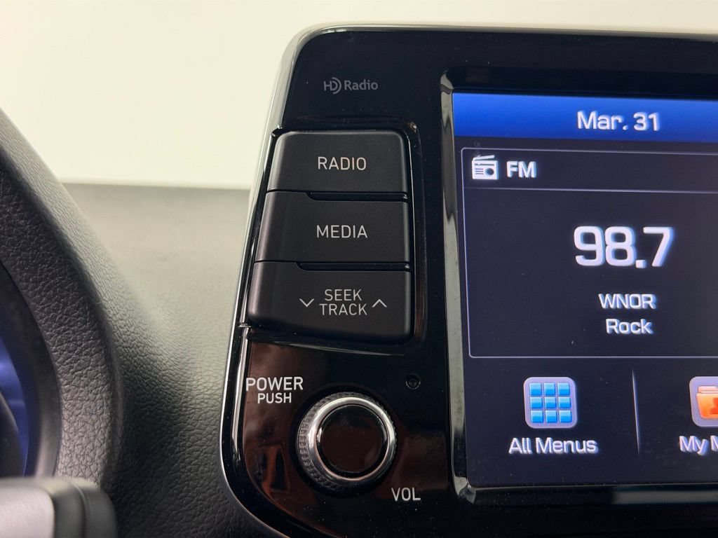 Used 2020 Hyundai Elantra GT FWD image 23