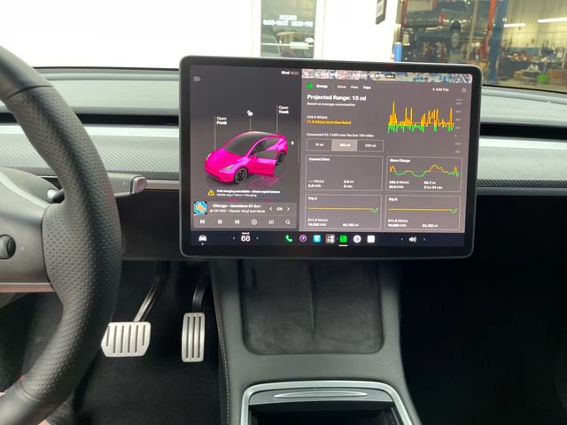 Used 2023 Tesla Model Y Performance AWD/4WD image 17