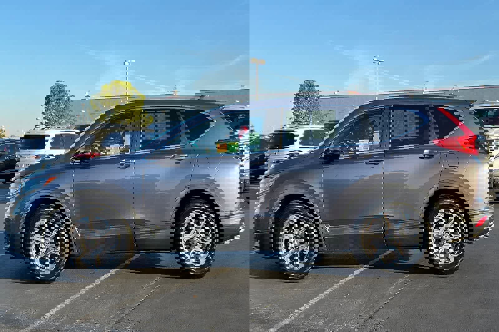 Used 2017 Honda CR-V EX image 9