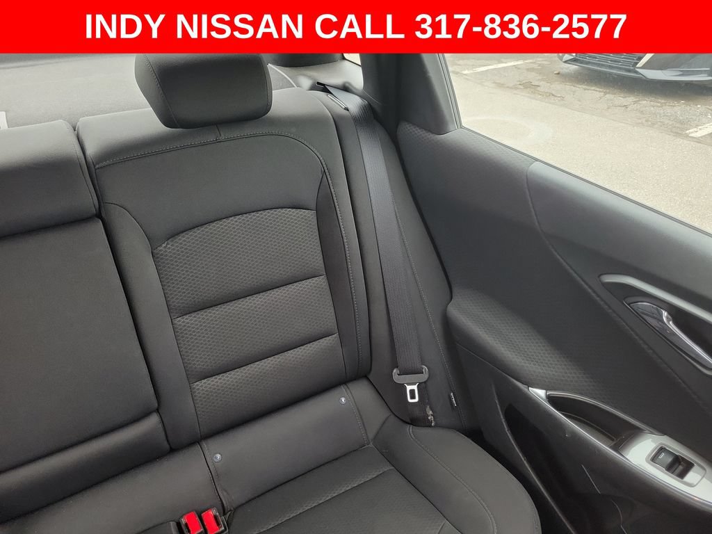 Used 2016 Chevrolet Malibu LT FWD image 12