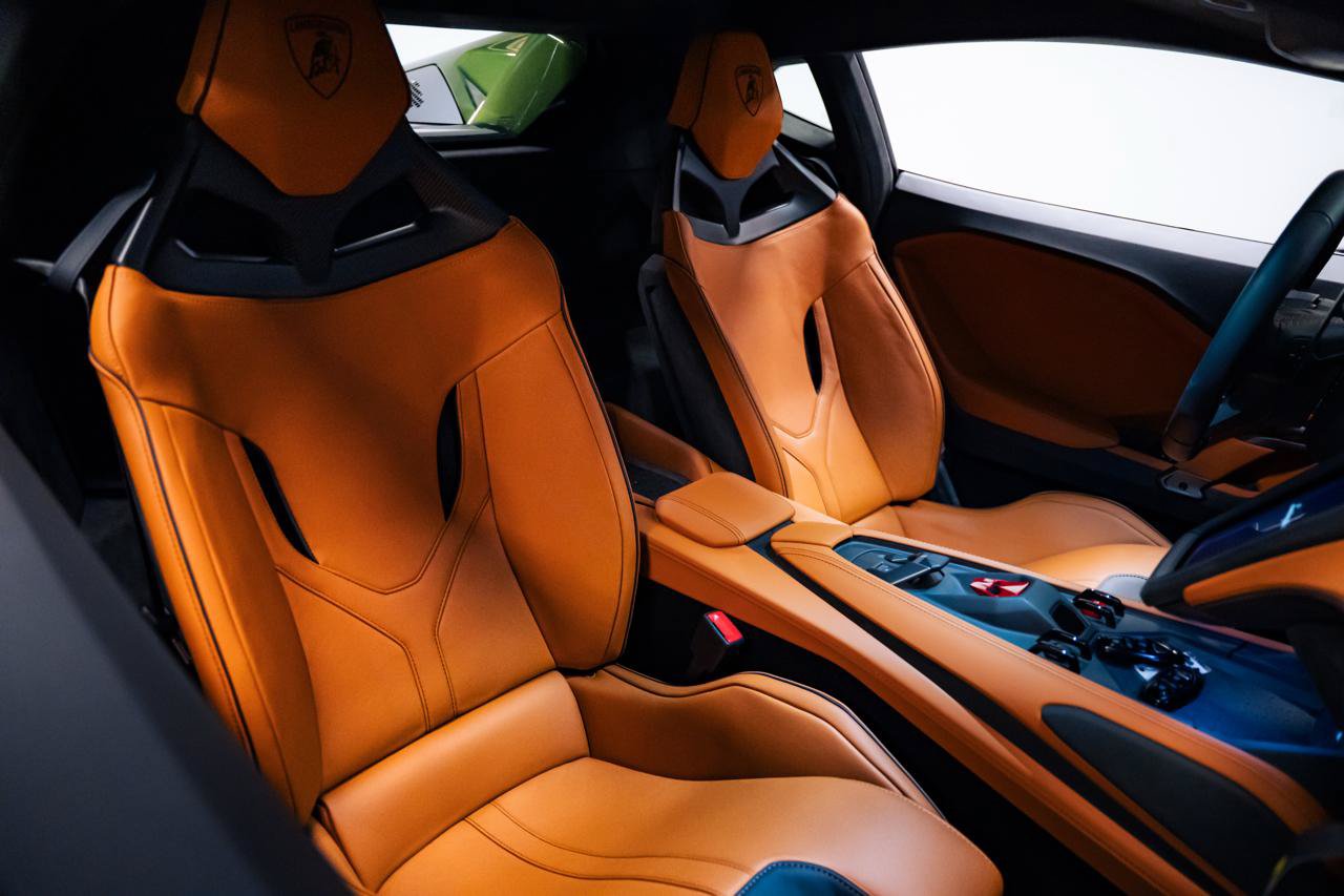 Used 2026 Lamborghini Temerario AWD/4WD image 35