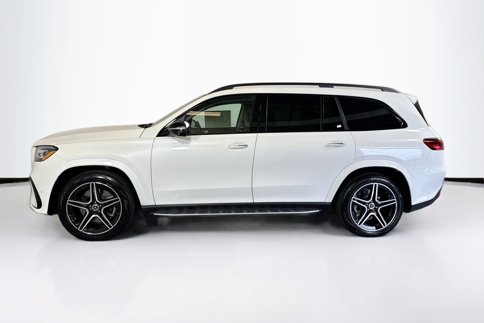 New 2026 Mercedes-Benz GLS 450 4MATIC image 8