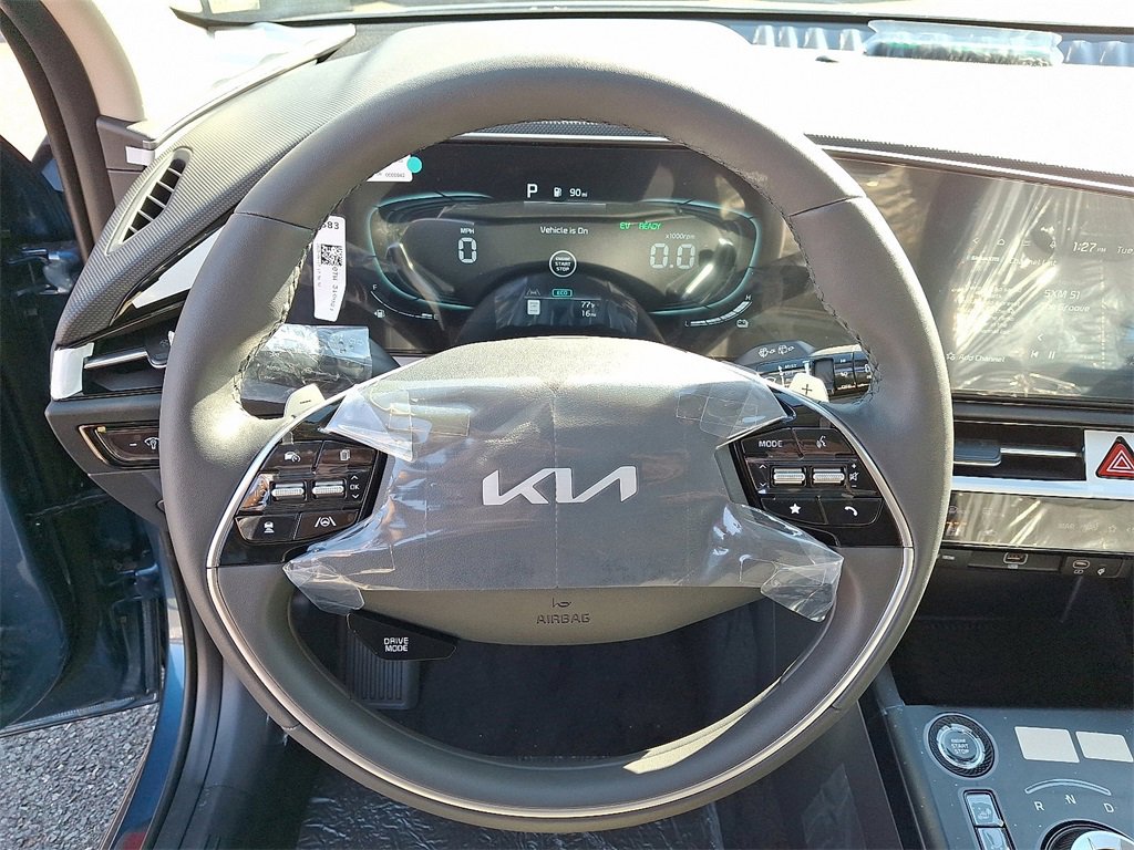New 2025 Kia Niro EX image 14