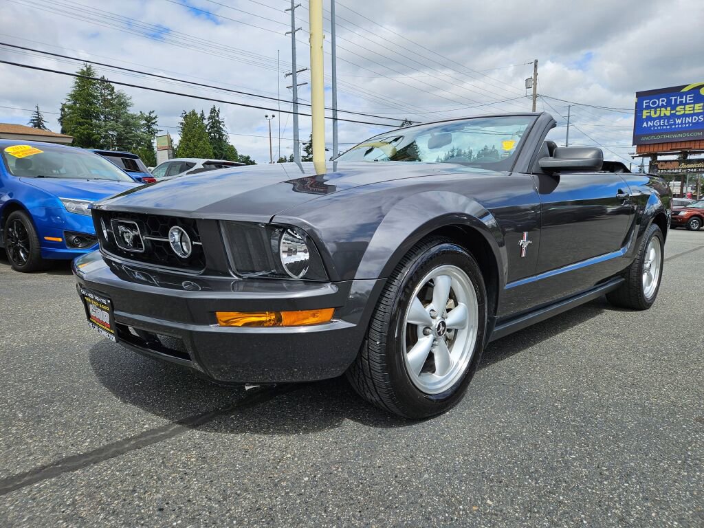 Used 2007 Ford Mustang Premium RWD image 8