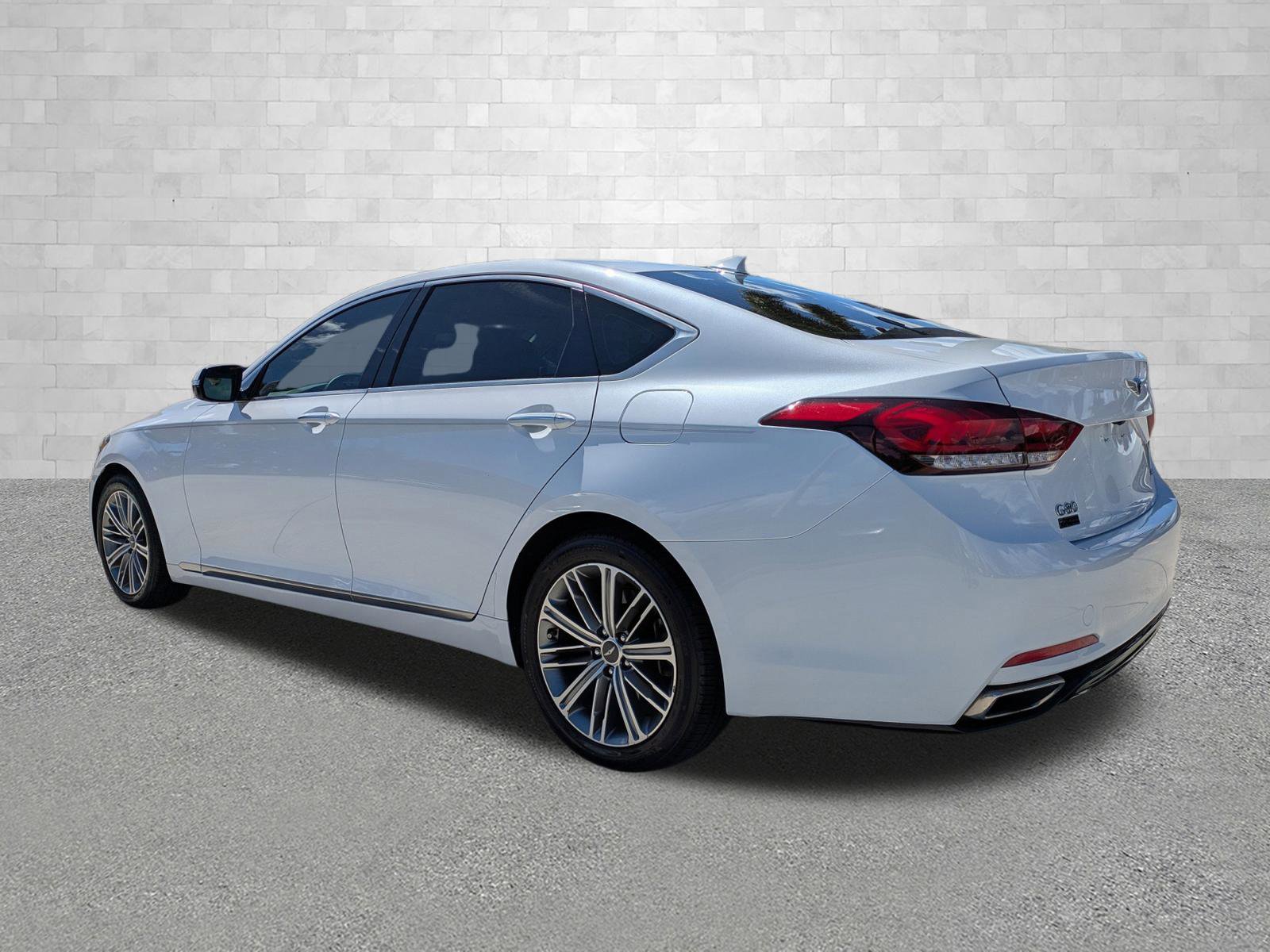 Used 2019 Genesis G80 3.8 image 4
