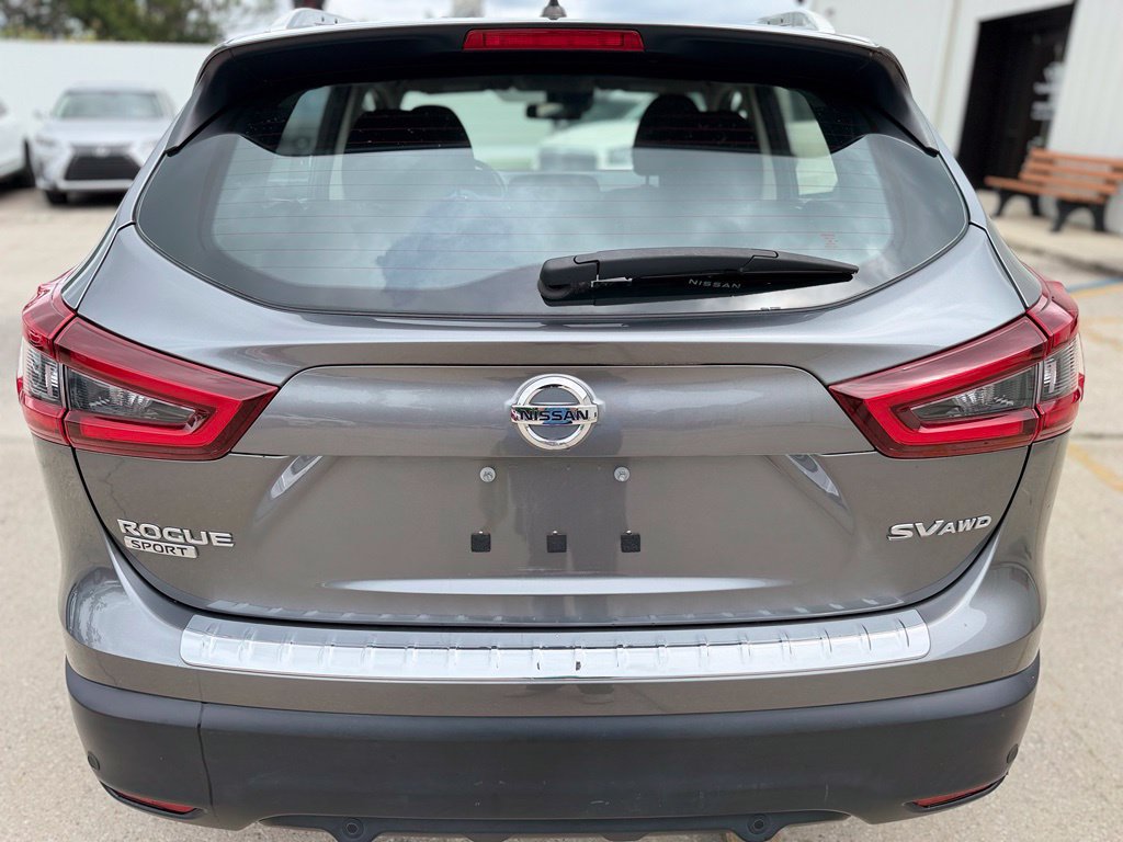 Used 2021 Nissan Rogue Sport SV AWD/4WD image 4