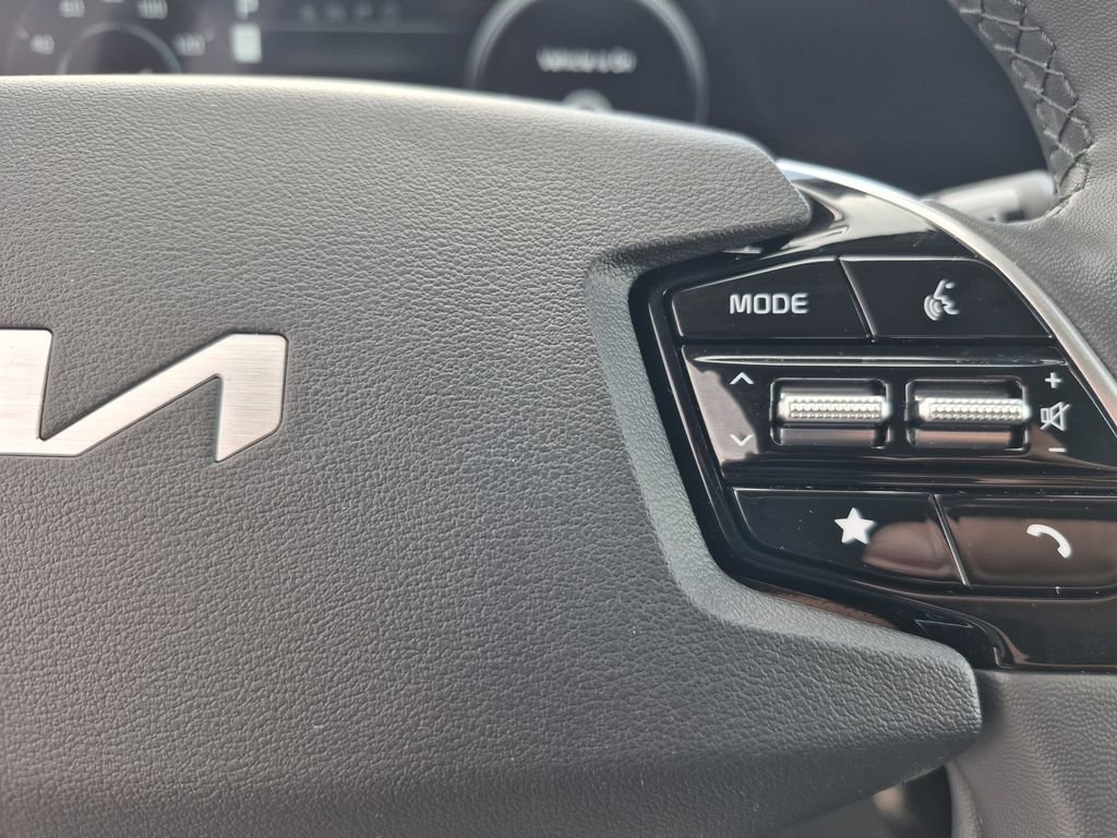 Used 2024 Kia Niro Wave FWD image 21
