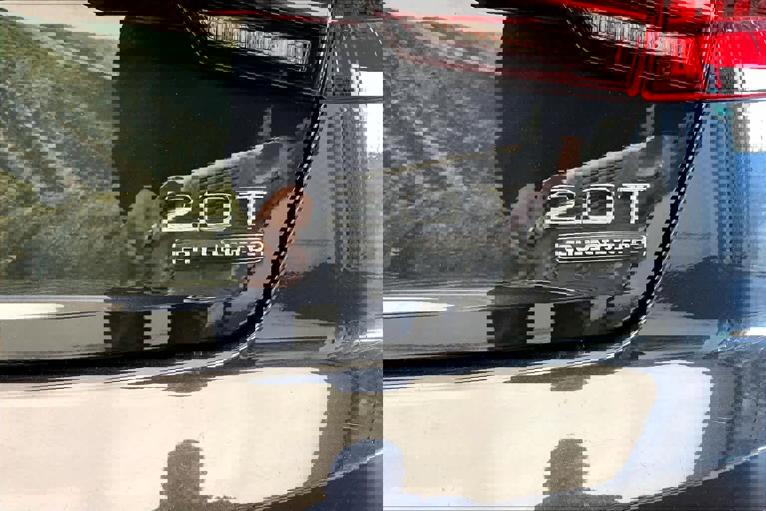 Used 2017 Audi A4 2.0T Premium Plus w/ Premium Plus Package image 10