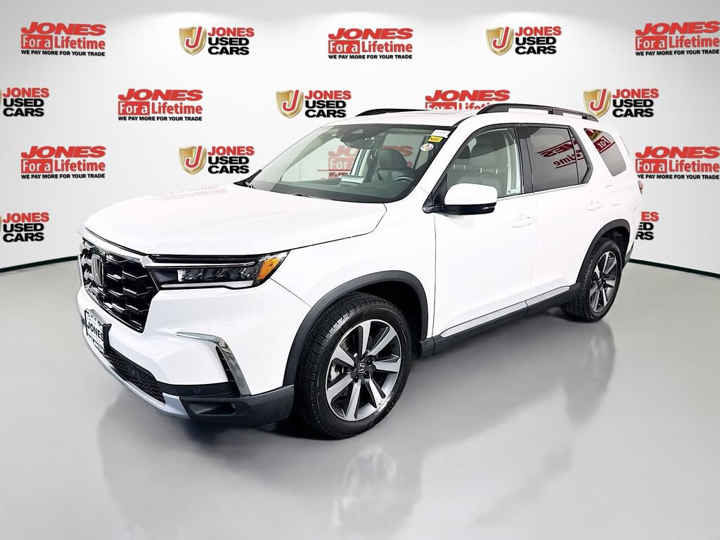 Used 2023 Honda Pilot Touring image 15