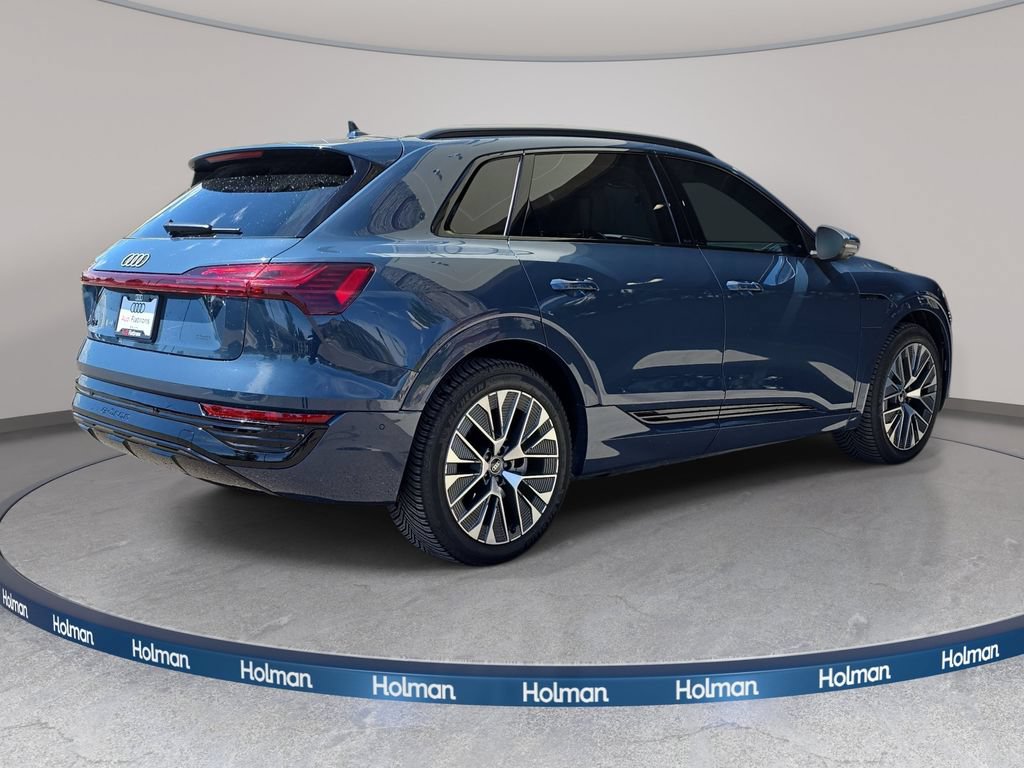 Certified 2024 Audi Q8 e-tron Premium Plus w/ Premium Plus Package AWD/4WD image 6