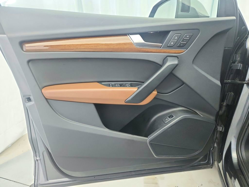 Used 2022 Audi Q5 2.0T Premium image 20