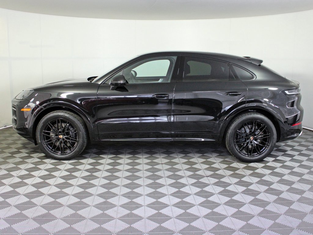 New 2026 Porsche Cayenne Coupe image 2