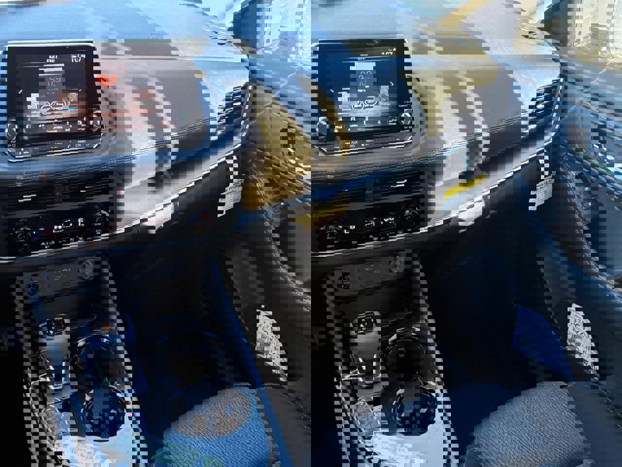 New 2026 Nissan Rogue SV image 10