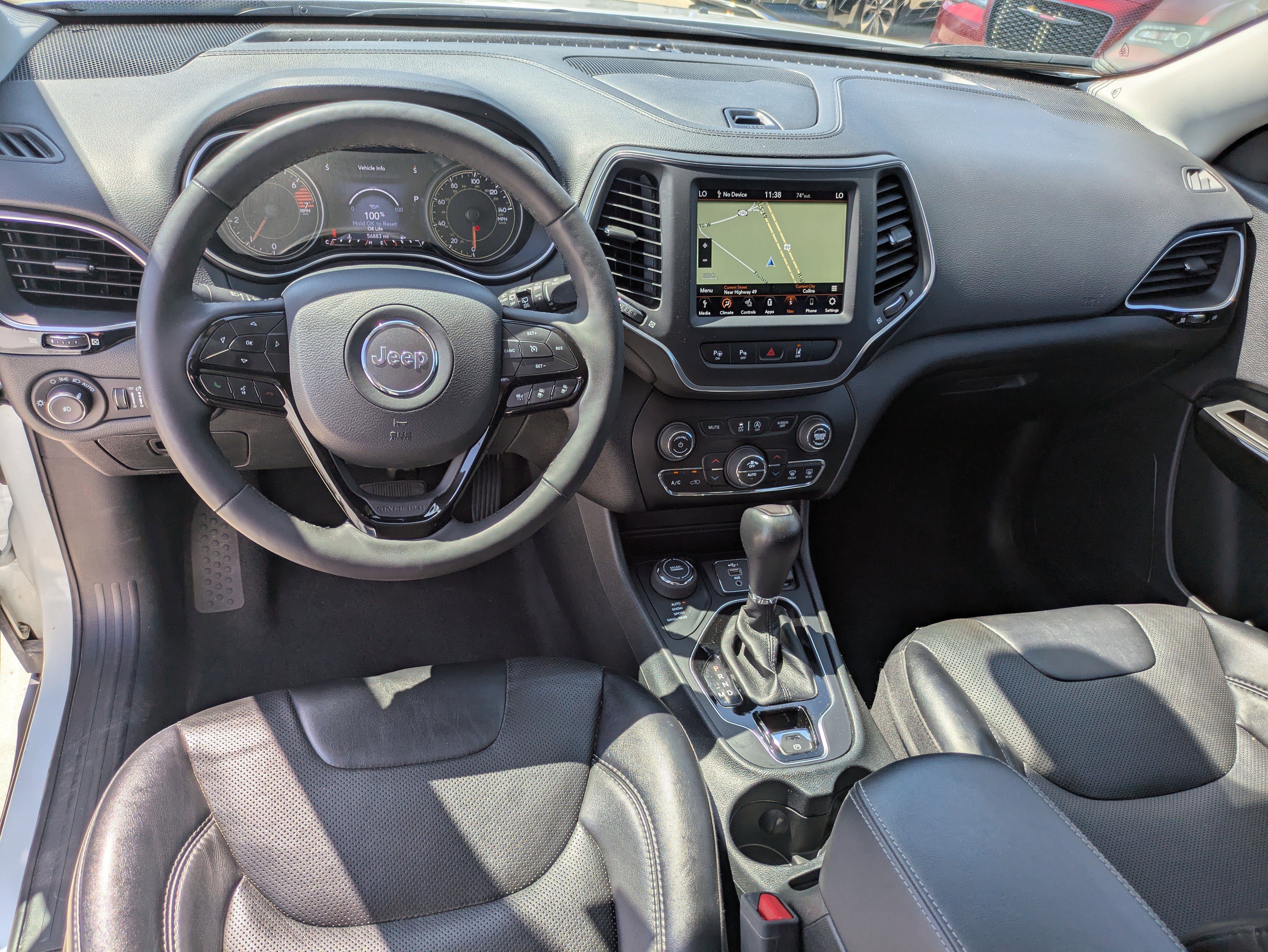 Used 2023 Jeep Cherokee Altitude Lux image 12